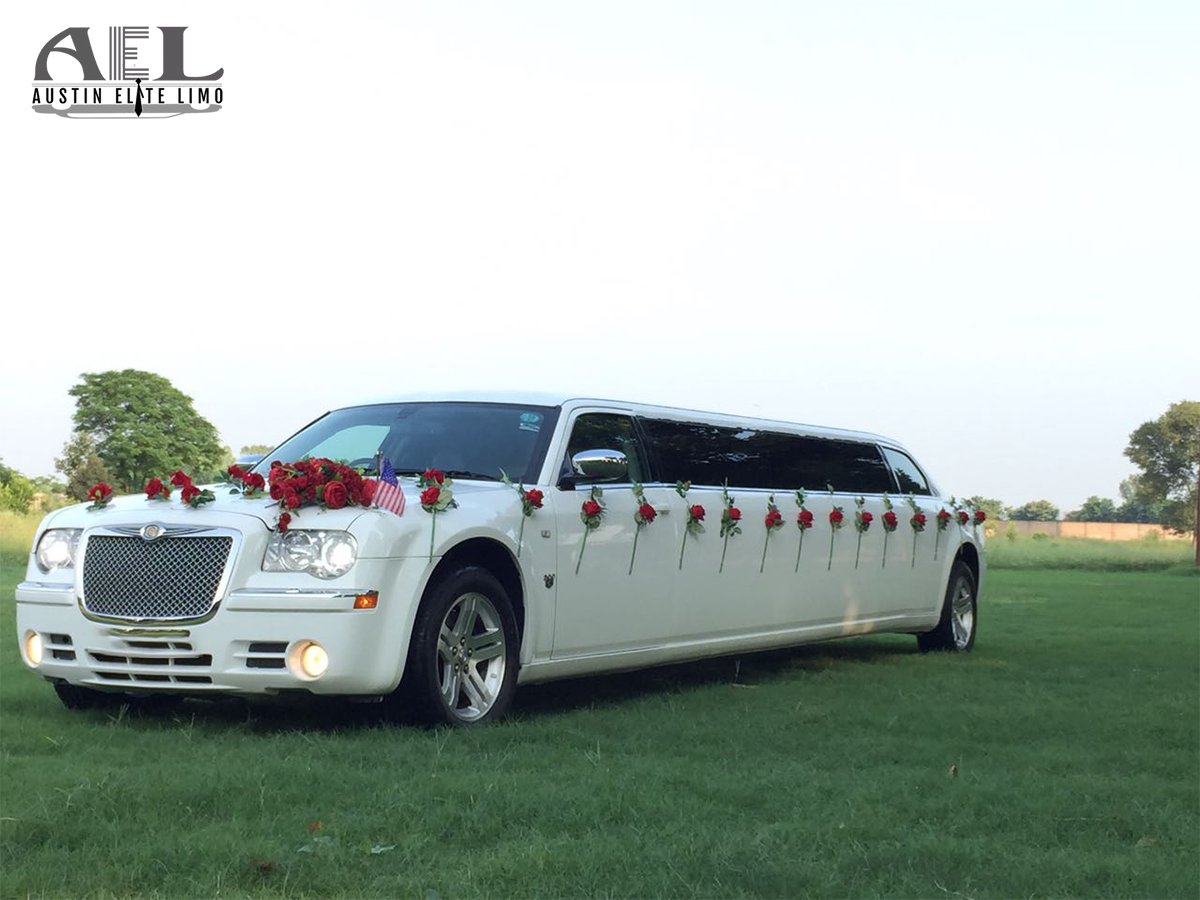 Affordable limo service for wedding in Austin