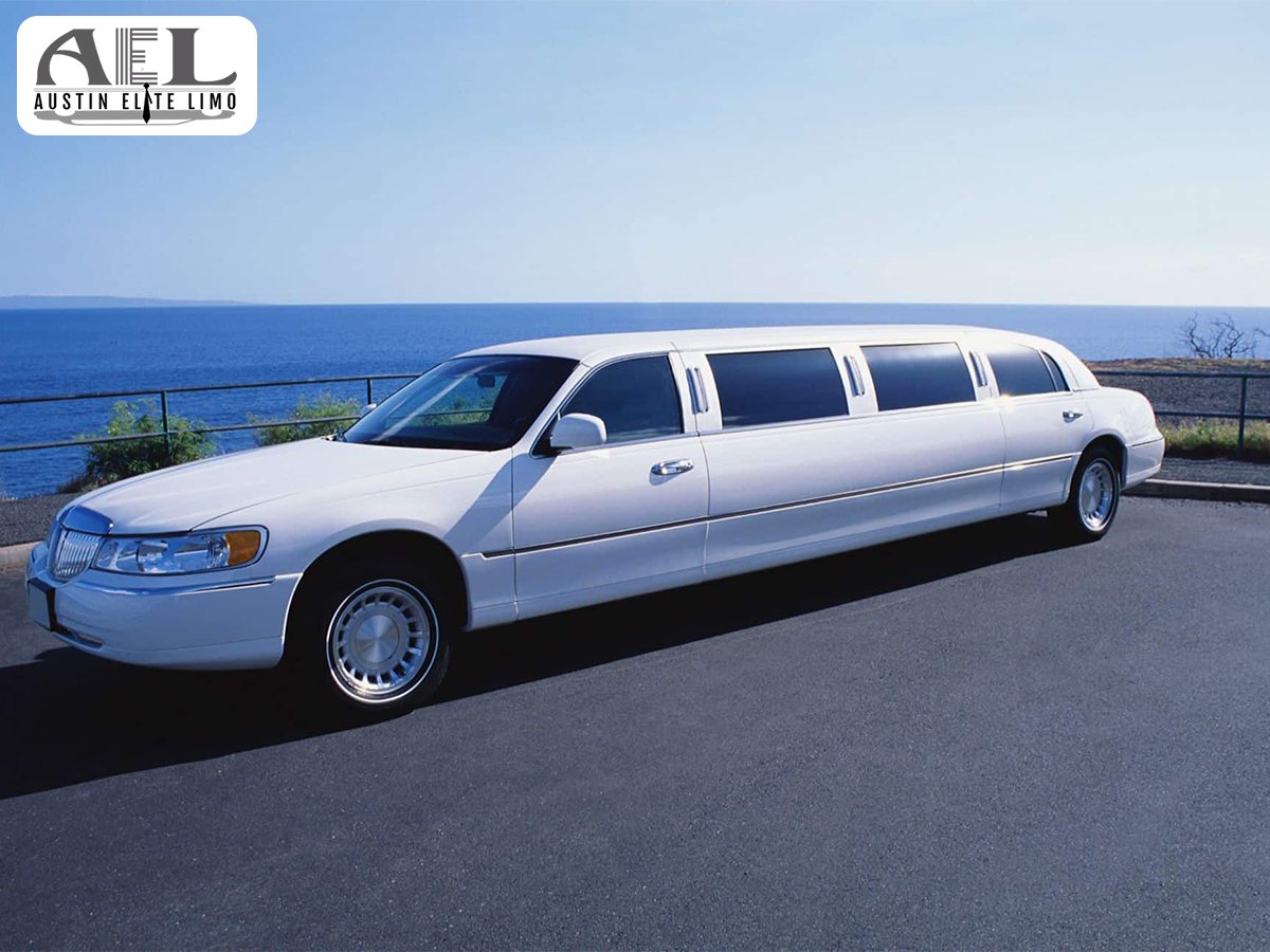 Professional event transportation service in San Antonio for smooth and elegant arrivals